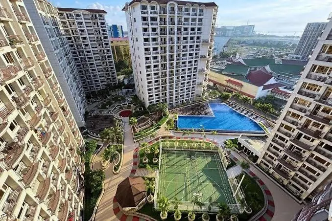 Apartment 1003 Staycation At Solemare Parksuites Tower B Near Dfa, Moa, Parqual Mall, Ayala Mall & Naia Manila